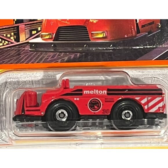 Matchbox MBX Mini Cargo Truck Red 2022 Diecast 1:64 - Picture 3 of 4